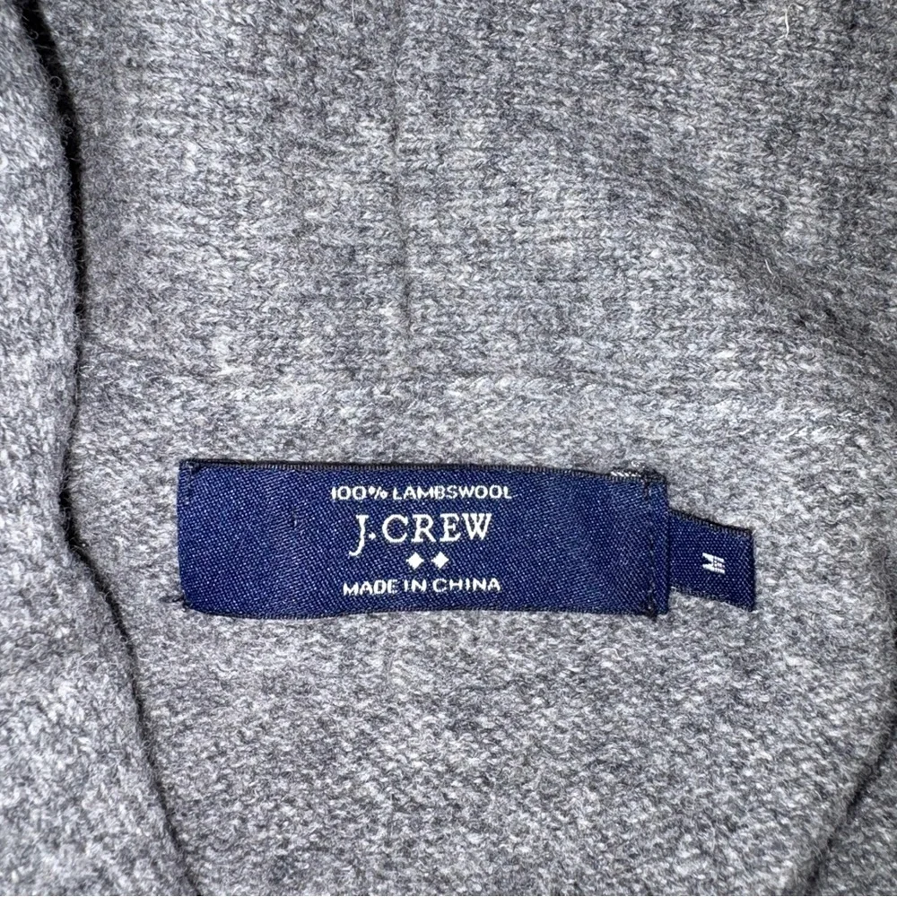 J. Crew men’s vintage grandpa Charcoal and Ivory Knit Cardigan 100% lambswool